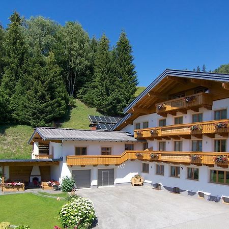 Aparthotel Der Jagdhof Sankt Johann im Pongau Esterno foto
